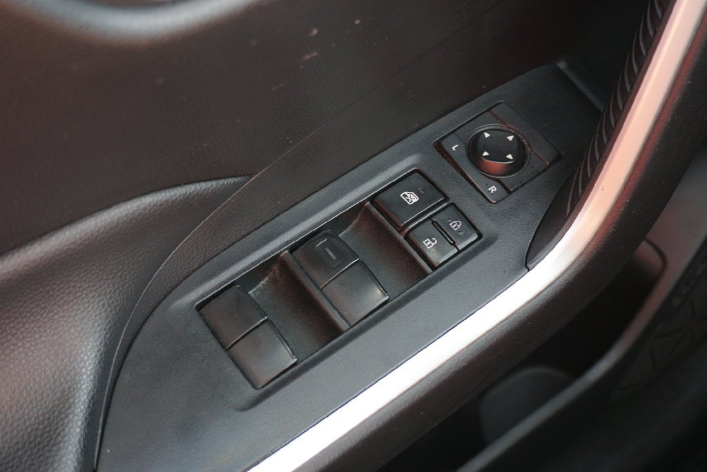 2022 Toyota RAV4 LE AWD Blind Spot Pkg Rear Camera