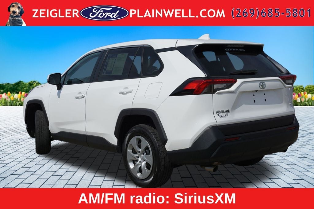 2022 Toyota RAV4 LE