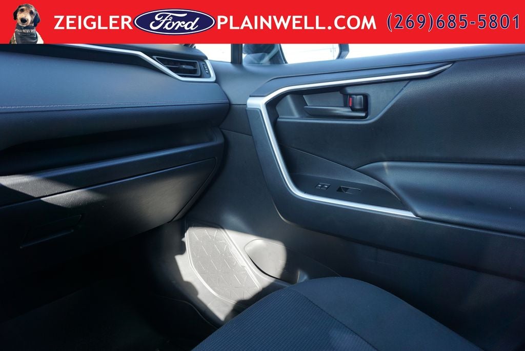 2021 Toyota RAV4 Hybrid LE