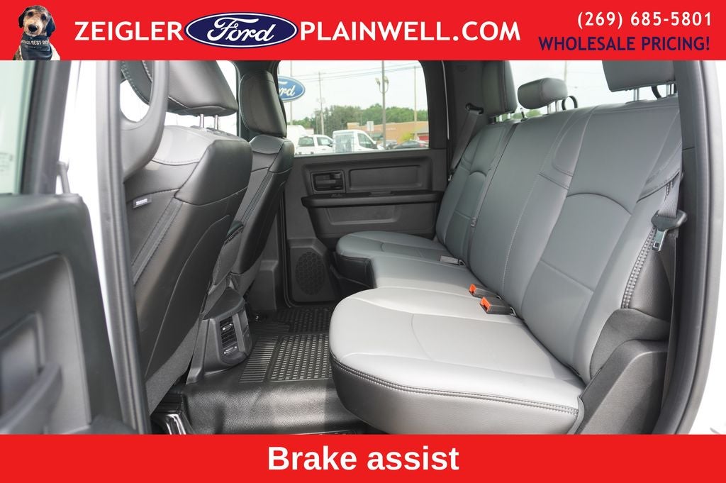 2023 RAM 3500 Tradesman 4x4 CREW CAB LONG BOX 6.4L V8 Nav HD Vinyl Seat Tr