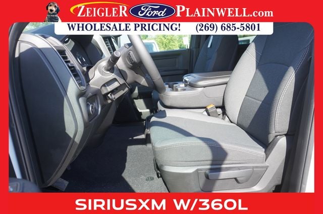 2024 RAM 3500 Tradesman CREW CAB 4X4 NAVIGATION 6.7 LITER CUMMINGS DIESEL