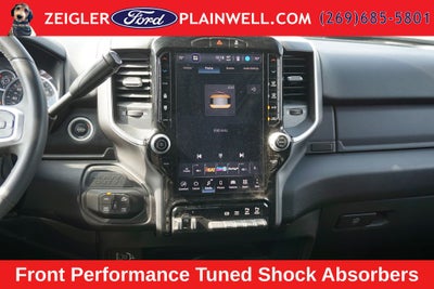 2025 RAM 2500 Big Horn Crew Cab 4x4 Cummings Turbo Diesel OFF Road Pkg