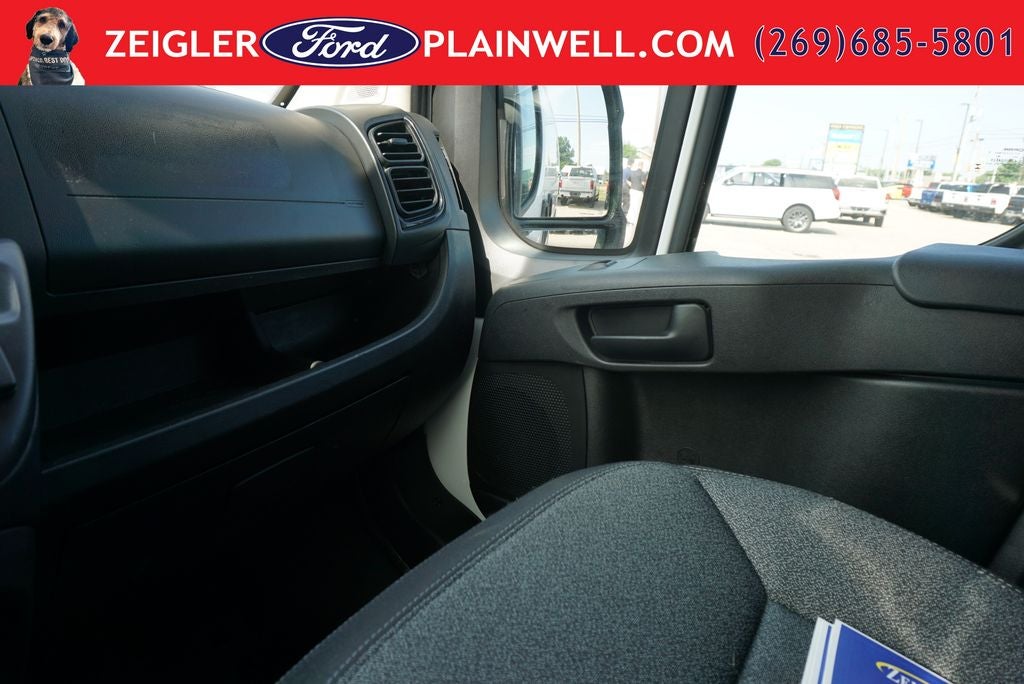2025 RAM ProMaster 2500 Base 136" WHEEL BASE - LOW ROOF WORK VAN - REAR CAMER
