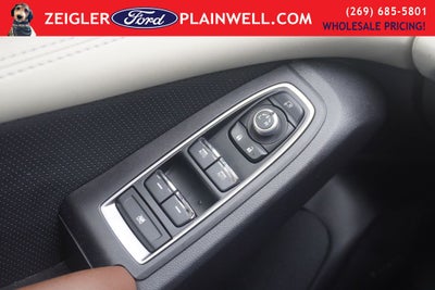 2022 Subaru Ascent Touring AWD 3rd Row Heated Leather Power Moonroof Navigati