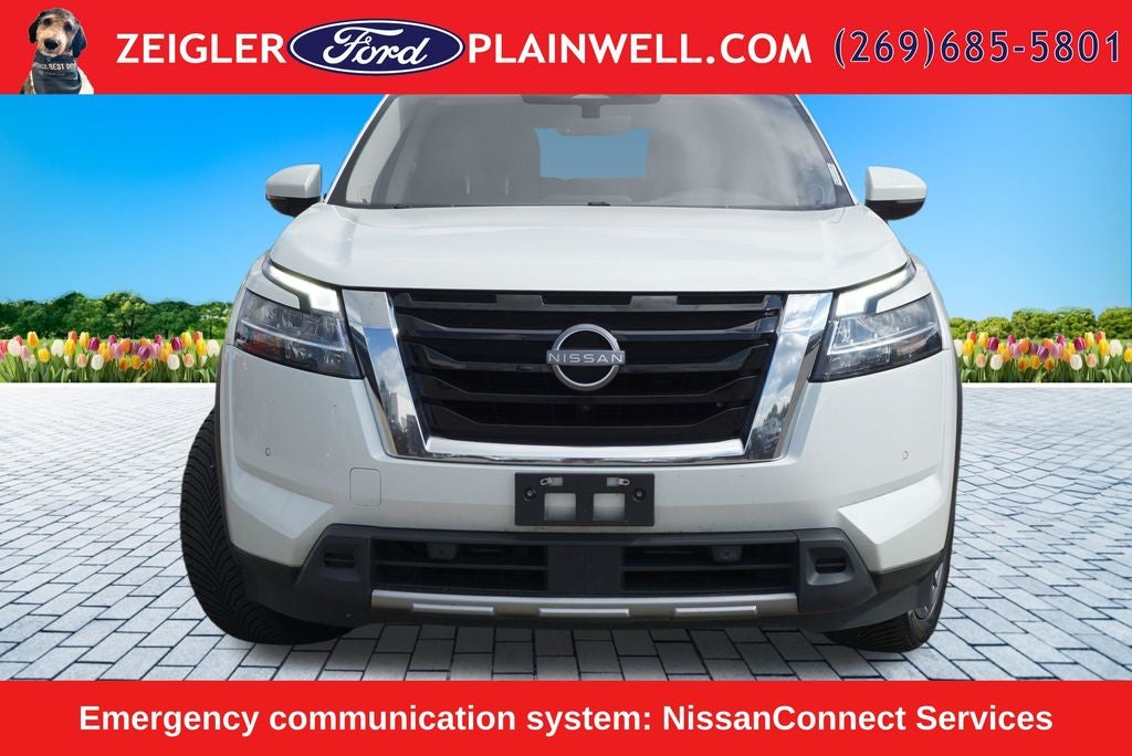 2023 Nissan Pathfinder SL