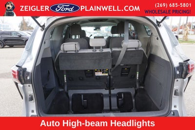 2021 Toyota Sienna LE 8 Passenger