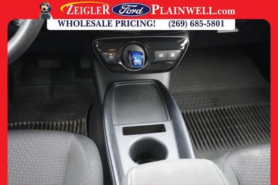 2022 Toyota Prius L HYBRID