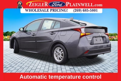 2022 Toyota Prius L HYBRID