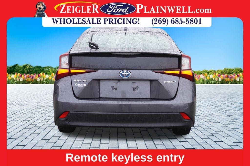 2022 Toyota Prius L HYBRID