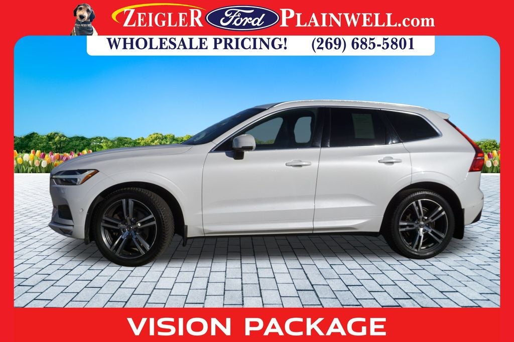 2018 Volvo XC60 T6 Momentum AWD Pano Roof NAV H Leather Vision &amp; Advanced HUD