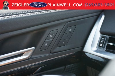 2025 BMW X2 xDrive28i AWD Power Moonroof Leather Navigation