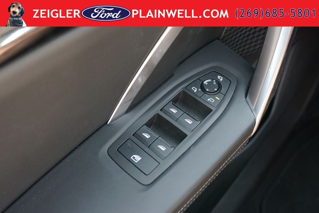 2025 BMW X2 xDrive28i AWD Power Moonroof Leather Navigation