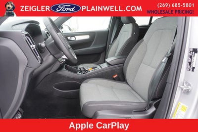 2024 Volvo XC40 B5 Core AWD