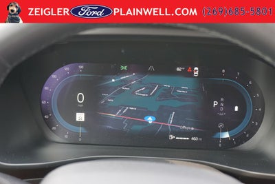 2023 Volvo XC40 B5 Plus Dark Theme AWD Heated Leather Power Moonroof Nav Rear Camera