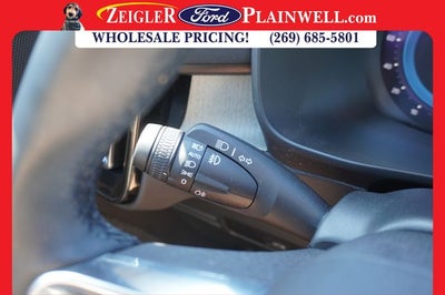 2023 Volvo XC40 B5 Plus Dark Theme AWD HEATED LEATHER POWER MOONROOF NAV