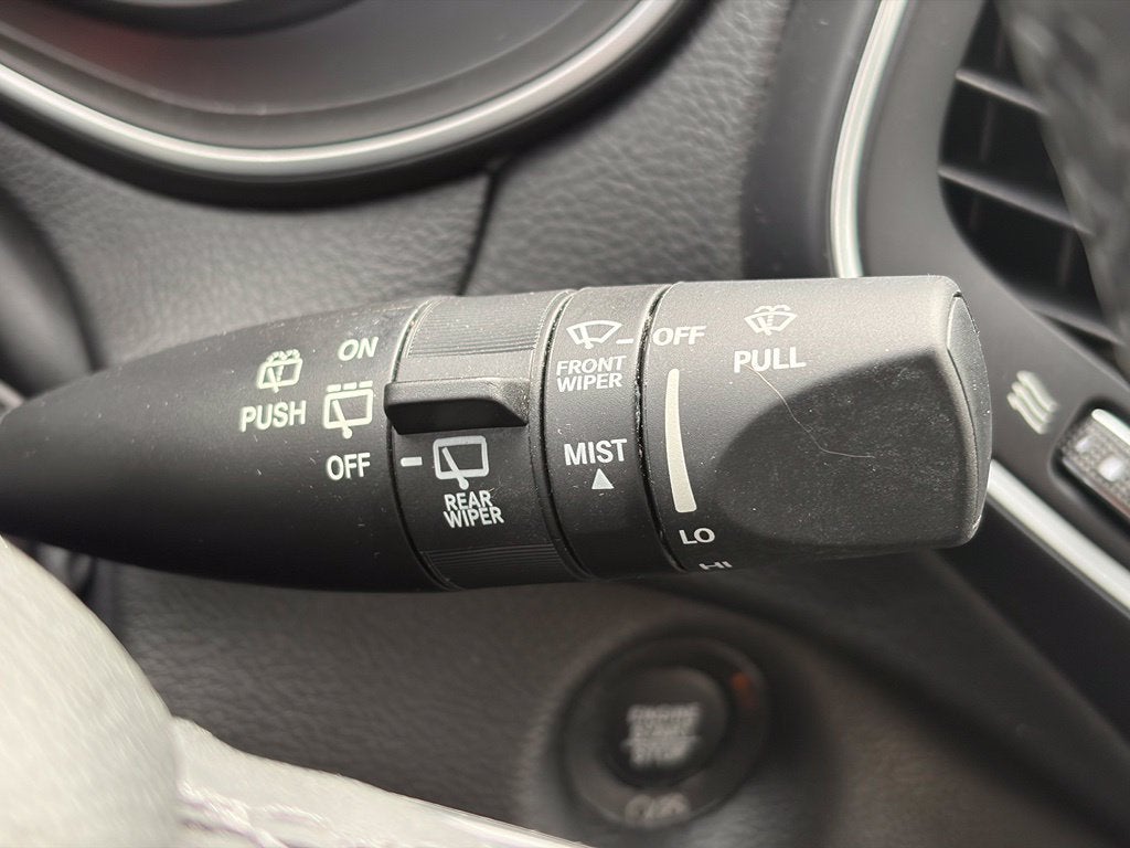 2023 Jeep Cherokee Altitude * Certified Pre-Owned *