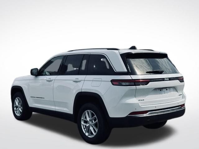 2023 Jeep Grand Cherokee Laredo 4x4
