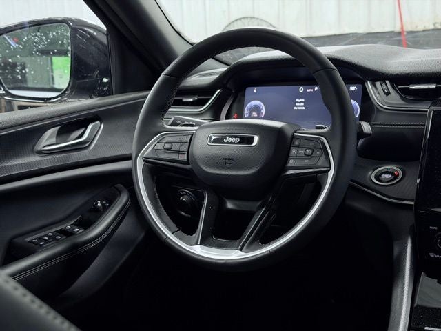 2025 Jeep Grand Cherokee Altitude 4x4