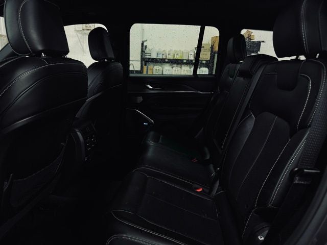 2022 Jeep Grand Cherokee Overland 4x4