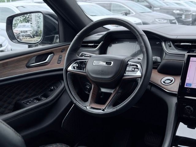 2025 Jeep Grand Cherokee Summit 4x4