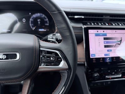 2025 Jeep Grand Cherokee Summit 4x4