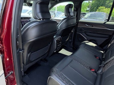 2025 Jeep Grand Cherokee Summit 4x4
