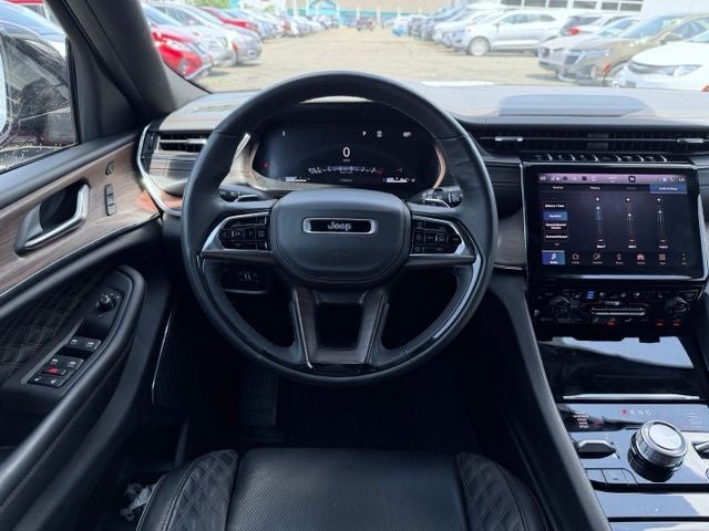 2025 Jeep Grand Cherokee Summit 4x4