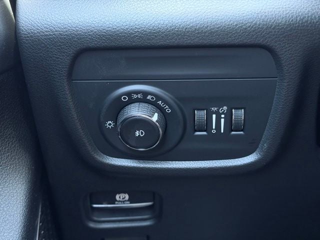 2025 Jeep Grand Cherokee Summit 4x4