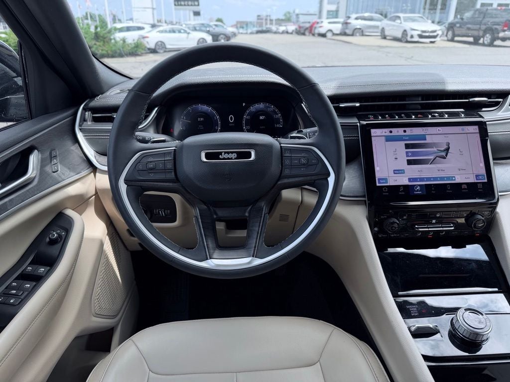 2023 Jeep Grand Cherokee L Limited 4x4
