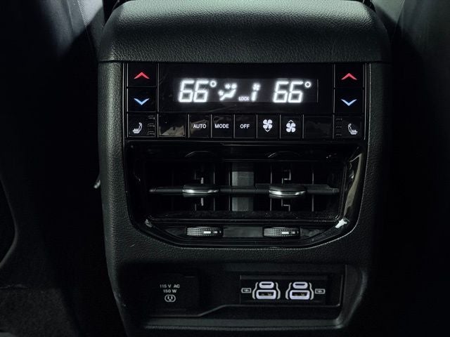 2023 Jeep Grand Cherokee L Overland 4x4