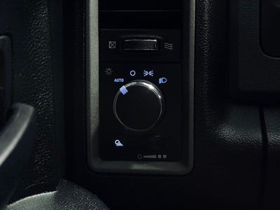 2018 RAM 1500 Tradesman Crew Cab 4x4 5'7' Box
