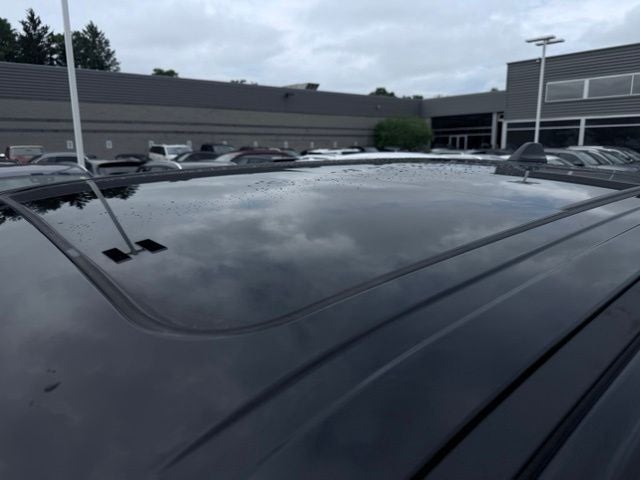 2020 RAM 1500 Limited Crew Cab 4x4 5'7' Box