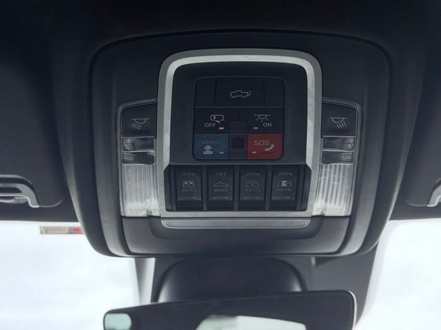 2020 RAM 1500 Limited Crew Cab 4x4 5'7' Box