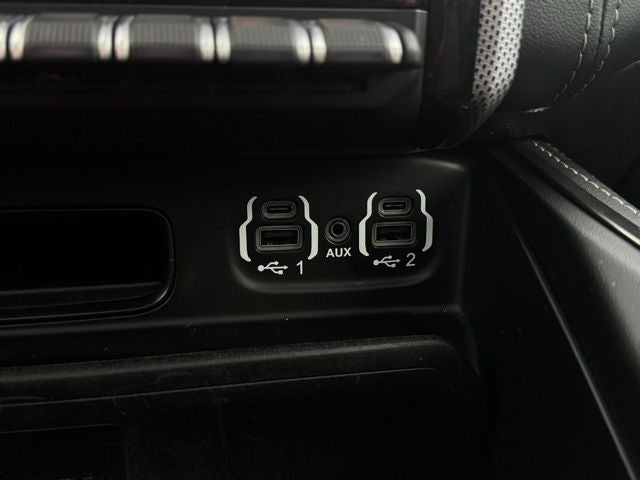 2021 RAM 1500 Limited Crew Cab 4x4 5'7' Box