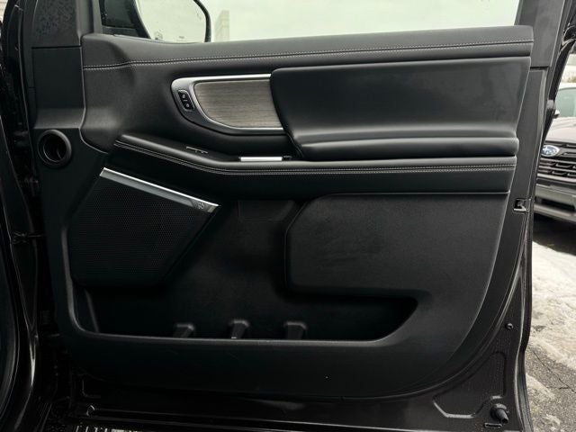 2025 Ford Expedition Max Platinum MAX