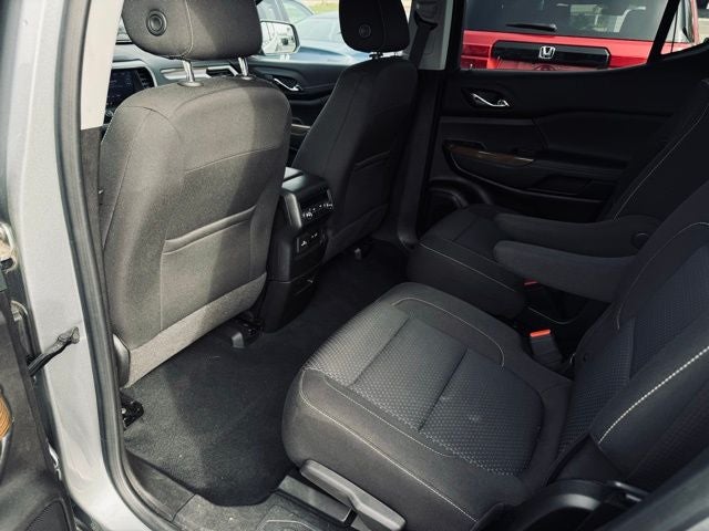 2023 GMC Acadia AWD SLE