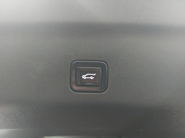 2022 GMC Yukon 4WD SLT