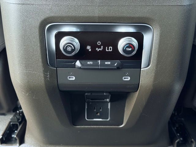 2023 GMC Yukon 4WD SLT