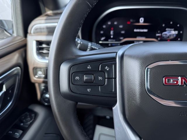 2023 GMC Yukon 4WD SLT