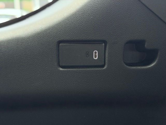 2024 GMC Yukon 4WD SLT