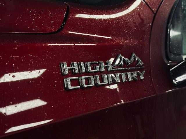 2023 Chevrolet Suburban High Country