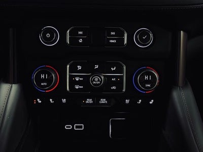 2023 Chevrolet Suburban High Country