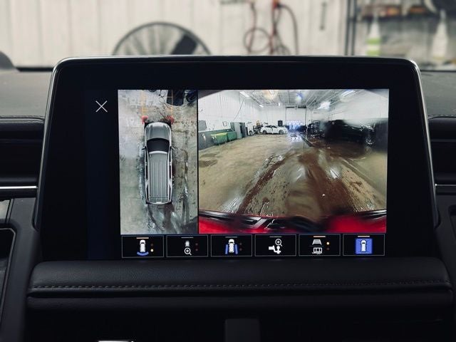 2023 Chevrolet Suburban High Country