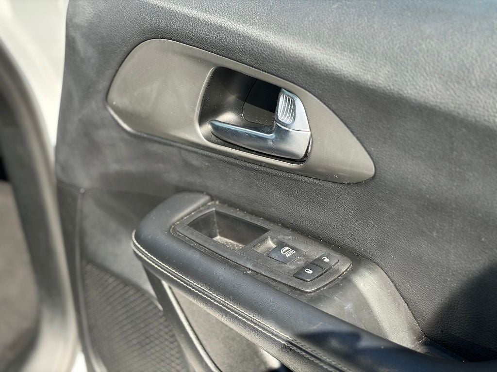 2025 Chrysler Pacifica Select * Certified Pre-Owned *