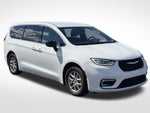 2025 Chrysler Pacifica Select * Certified Pre-Owned *
