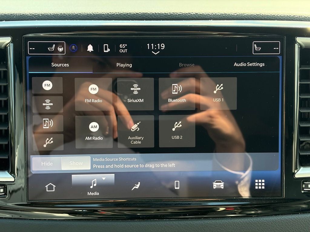 2023 Chrysler Pacifica Touring L * Certified Pre-Owned *