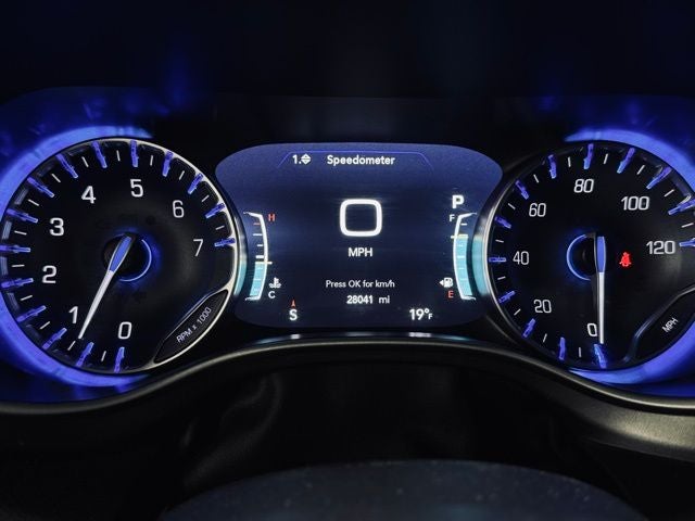 2024 Chrysler Pacifica Touring L