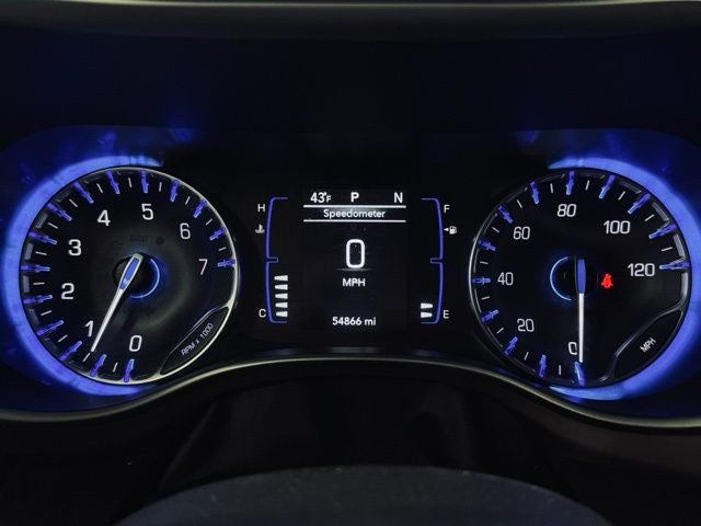 2024 Chrysler Voyager LX