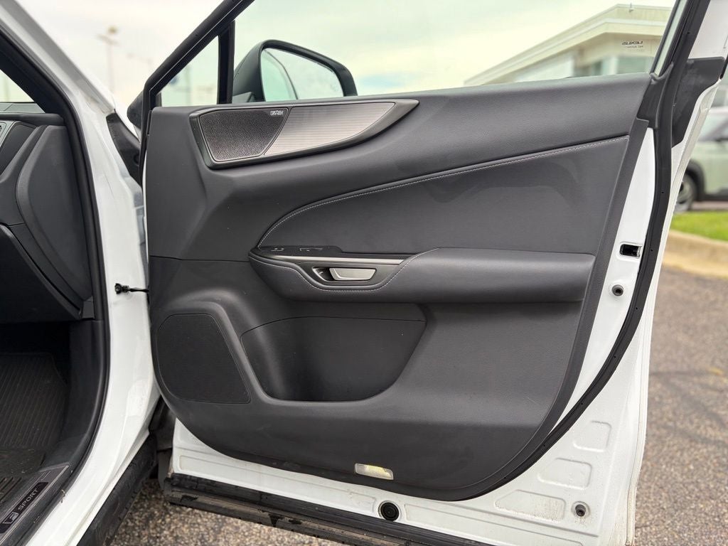 2024 Lexus NX F SPORT Handling