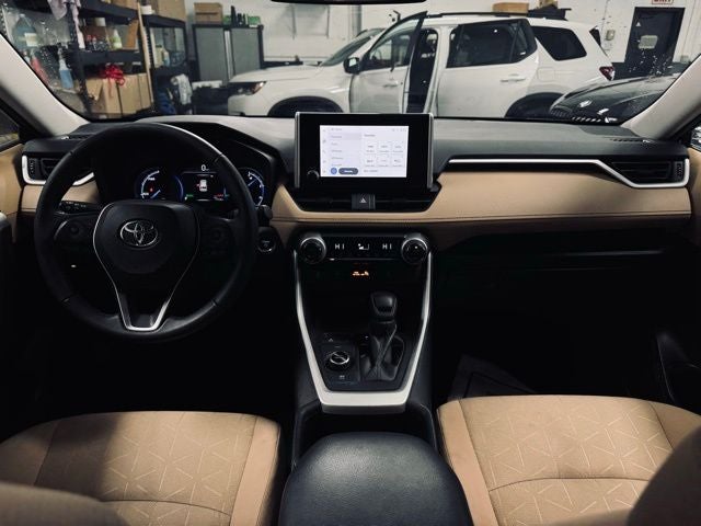 2024 Toyota RAV4 Hybrid XLE